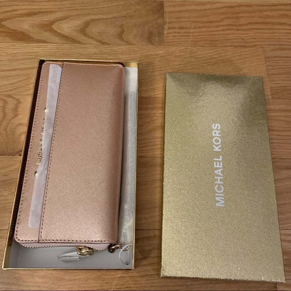 Michael Kors Karla Ballet Wallet